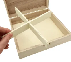 Boite bois 4 compartiments 19.5 x 19.5 x 5.5 cm pour jeux