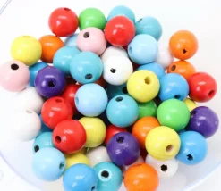 Boule percée de 1.2 cm en bois - Mini perle trou 3 mm