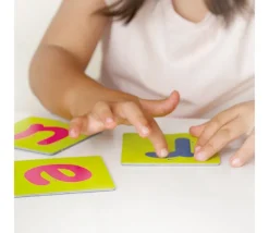 35 cartes tactiles Lettres A à Z majuscule/minuscule + signes ponctuation