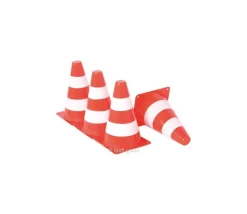 4 Cônes de slalom 18 cm pour parcours de jeux