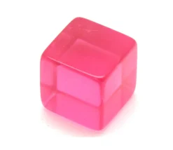 Cube 12 mm rose plastique translucide coloré