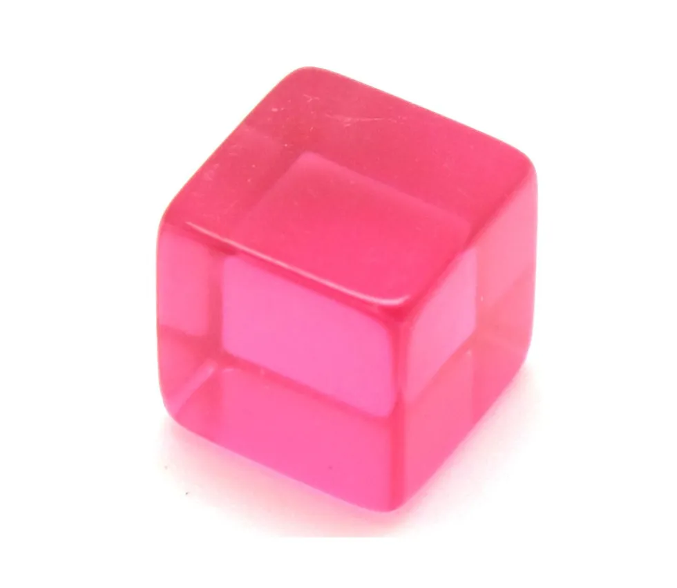 Cube 12 mm rose plastique translucide coloré