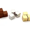 Cube métal argent 8 mm. 8 x 8 x 8 mm à l'unité