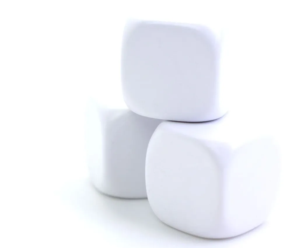 Dé 22 mm plastique neutre à personnaliser blanc
