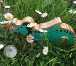Dragon en bois 160 x 65 x 25 mm