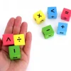 8 Dés opérations mathématiques avec signes mousse 22 mm silencieux