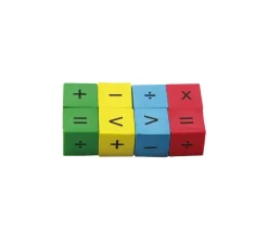 8 Dés opérations mathématiques avec signes mousse 22 mm silencieux