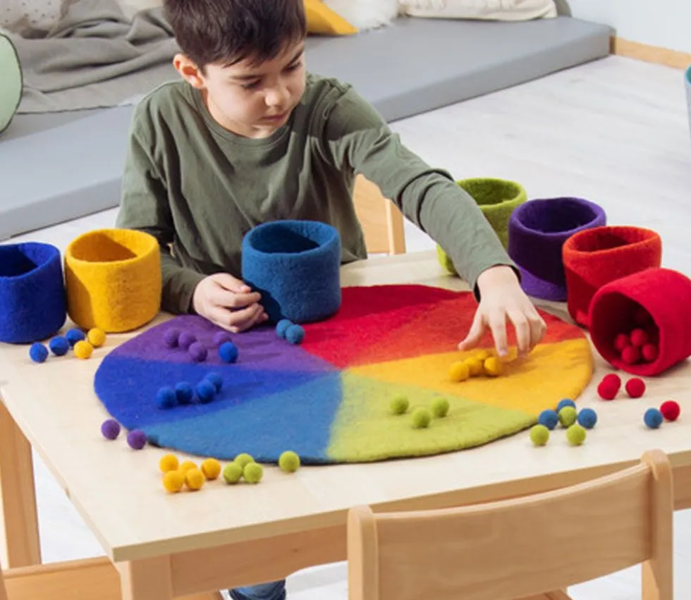 Ensemble de tri 120 pièces : tapis, bol et boules en feutrine