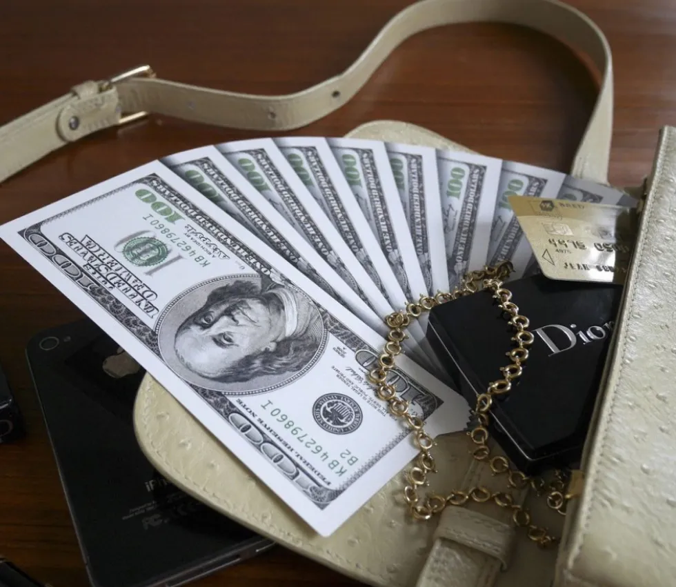 Eventail Dollars