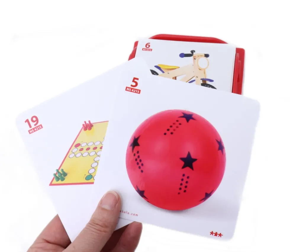 24 fiches illustrations Jouets 11 x 11 cm pour jeux de langage