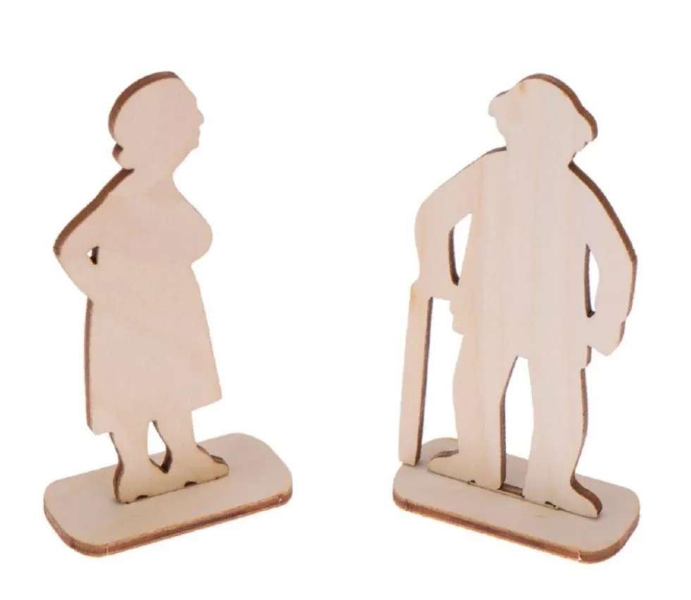 6 Figurines famille en bois naturel