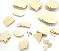 78 formes diverses en bois brut contre-plaqué
