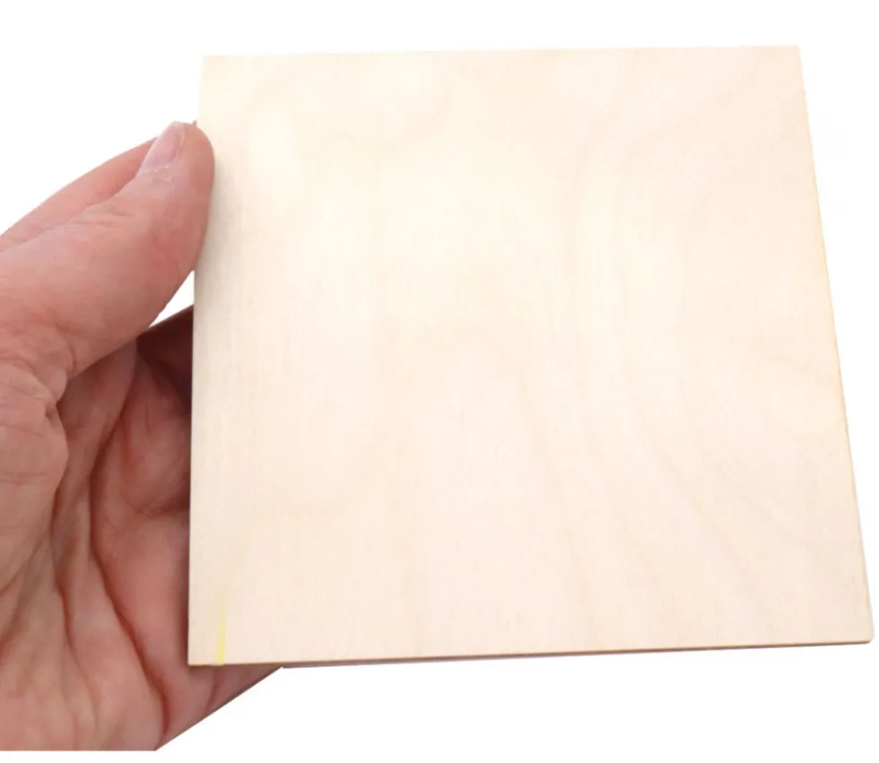Grand carré en bois 10 x 10 cm CP brut
