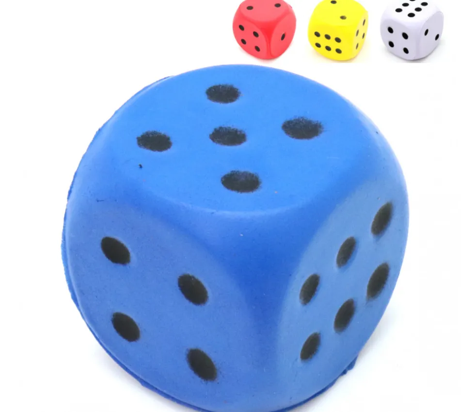 Grand dé 4 cm mousse compacte pour jeu (couleur au hasard)