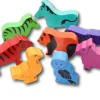 8 grands animaux en bois arc-en-ciel