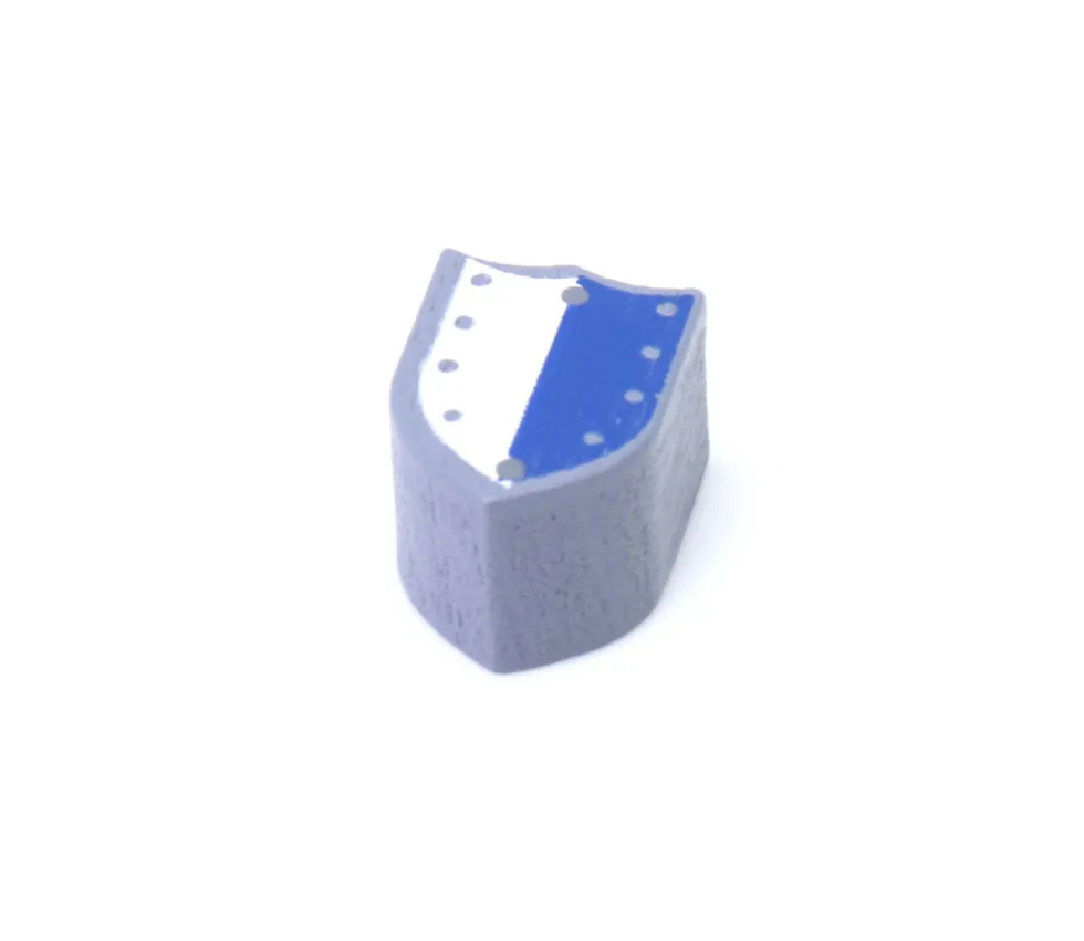 Jeton bouclier blason en bois 16 x 12 x 5 mm à l'unité