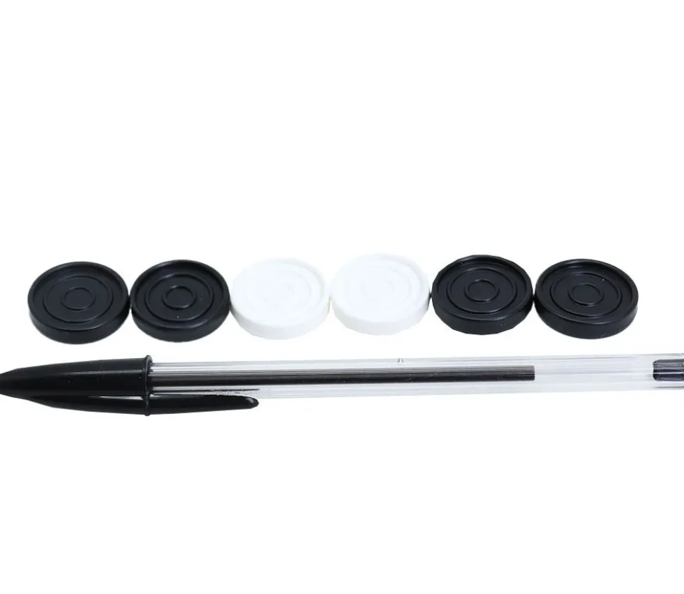 Jeton jeu noir ou blanc plastique Ø 2.3 cm modèle B à l'unité