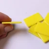 500 Jetons petits rectangles épais 3.2 x 2 cm en plastique jaune