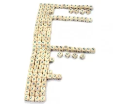 Jeu de cubes lettres en bois 145 pièces - jeu de mots