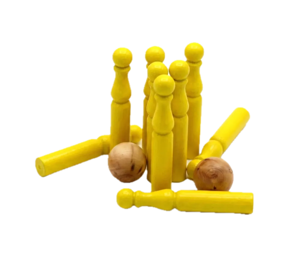 Jeu de 9 Mini Quilles bois en jaune 6.5 cm + 2 boules