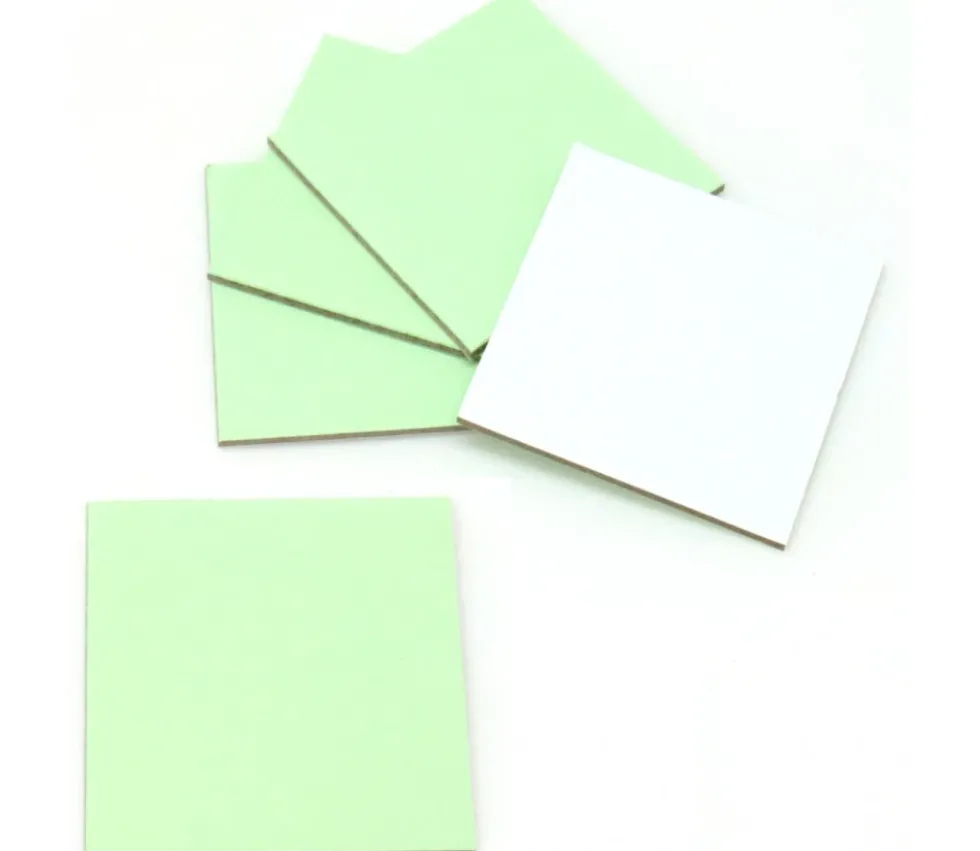 Kit création mémo 4 cm (24 tuiles, sac et étiquettes imprimables)