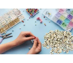 290 lettres Perles dés 7 x 7 mm pour jeu ou collier