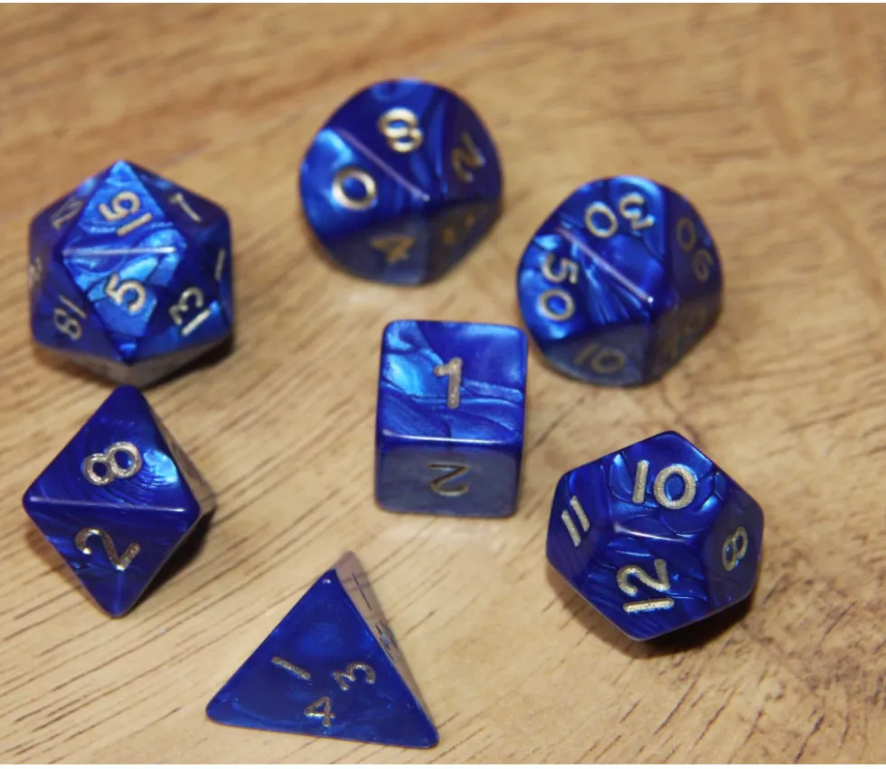 Lot de 7 dés nacrés BLEU multi-faces