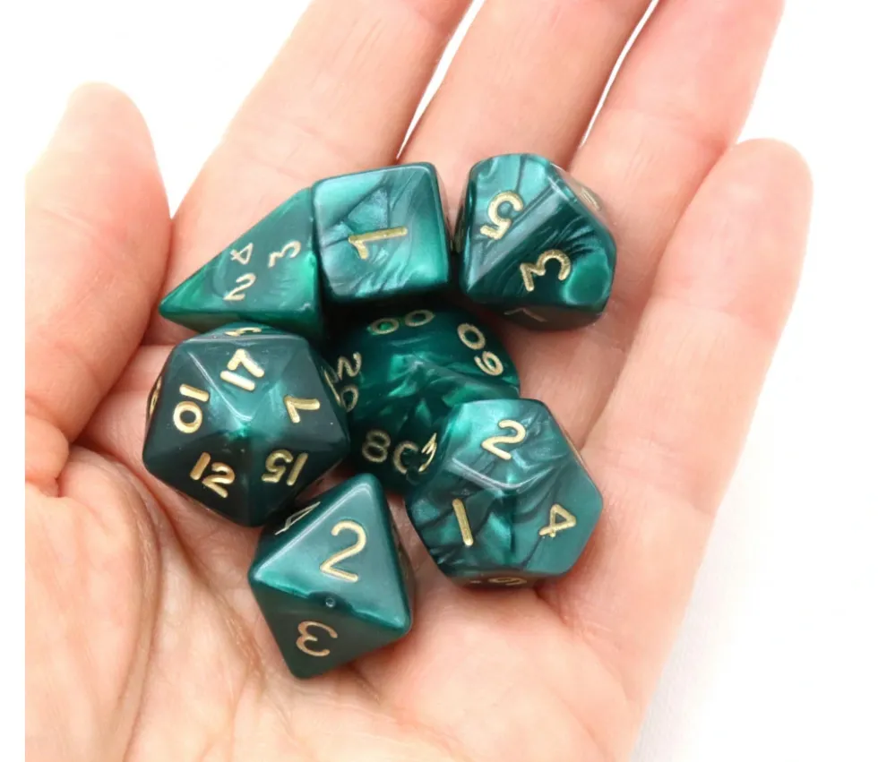 Lot de 7 dés nacrés VERT multi-faces