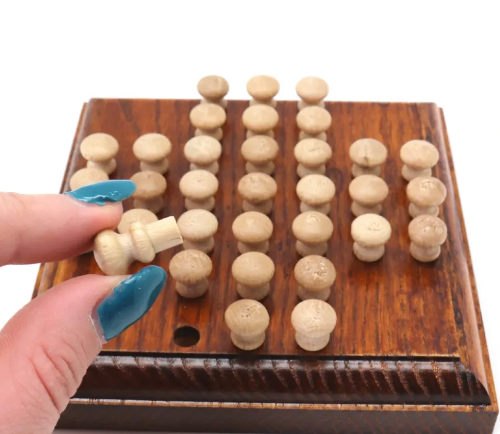 Mini jeu solitaire en bois 12 cm - fabrication française