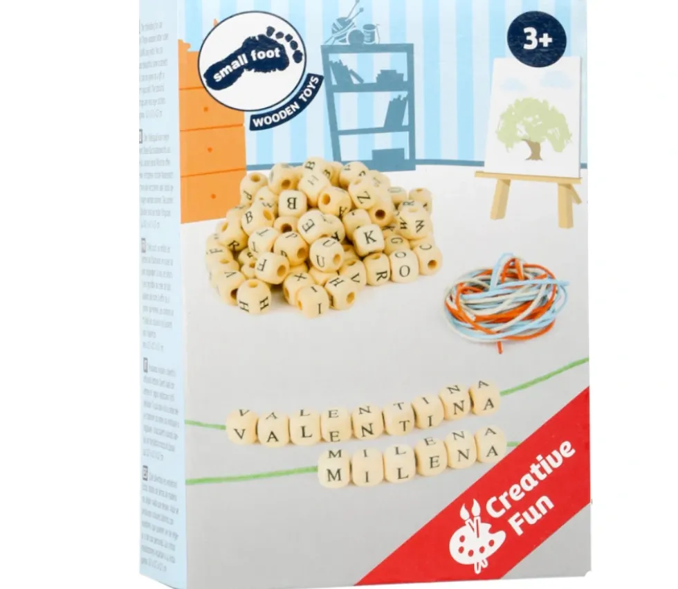 310 Perles dés lettres pour jeu ou collier avec fils colorés.