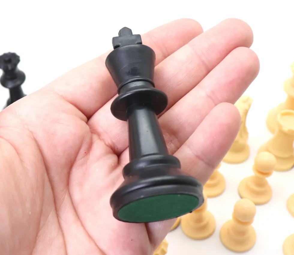 32 Pièces échecs plastique 77 mm Staunton taille T3 + 2 dames