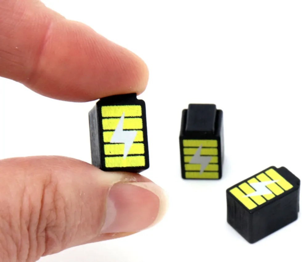 Pion de jeu pile batterie en bois 15 x 9 x 10 mm