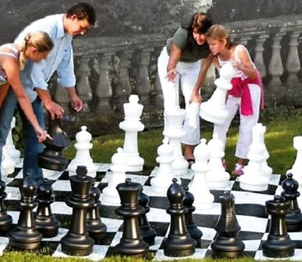 32 pions échecs ultra géants 63 cm animations XXL