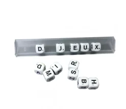 Portes lettres ou jetons rummy, scrabble en plastique transparent chevalet