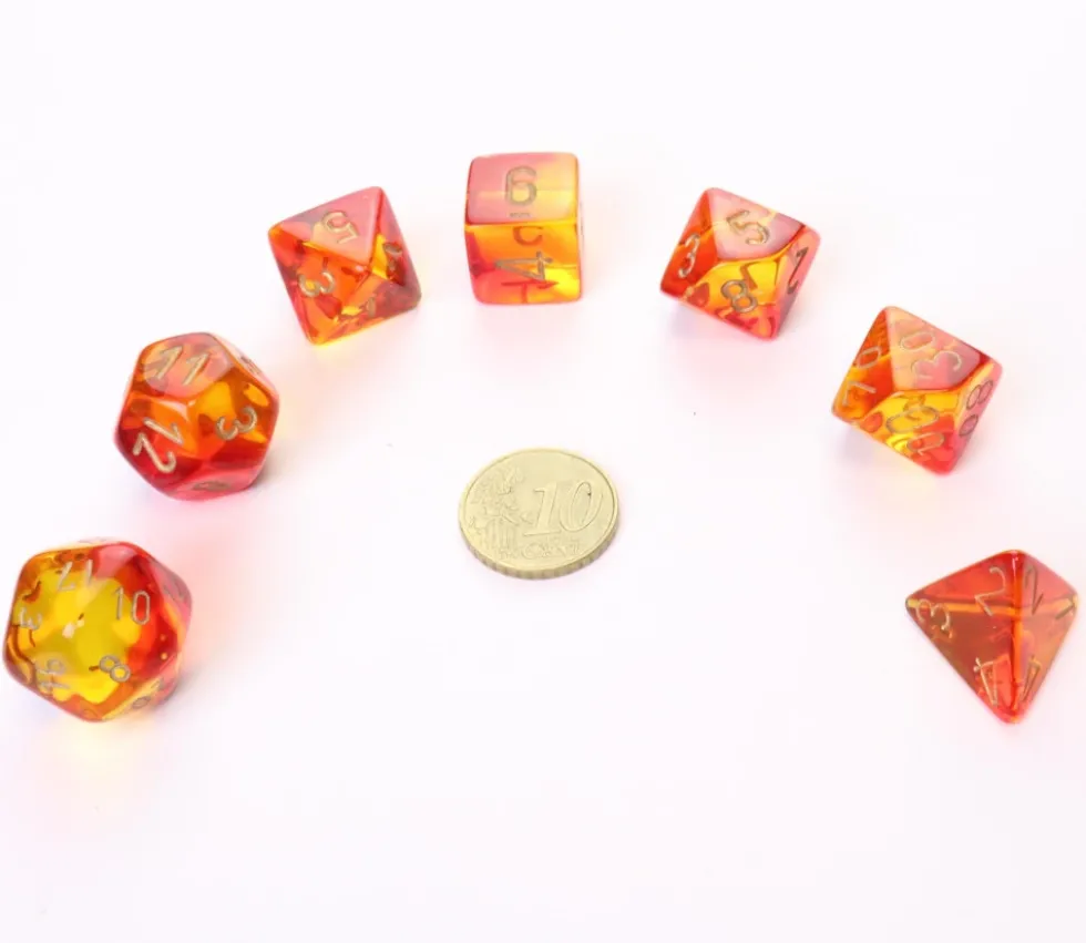 Set 7 dés multi-faces rouge et jaune translucide chiffres dorés