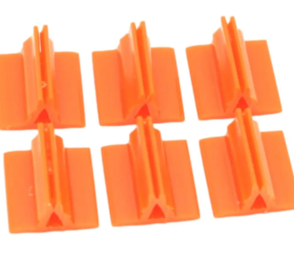 6 Supports de pions multicolores avec clips - socles
