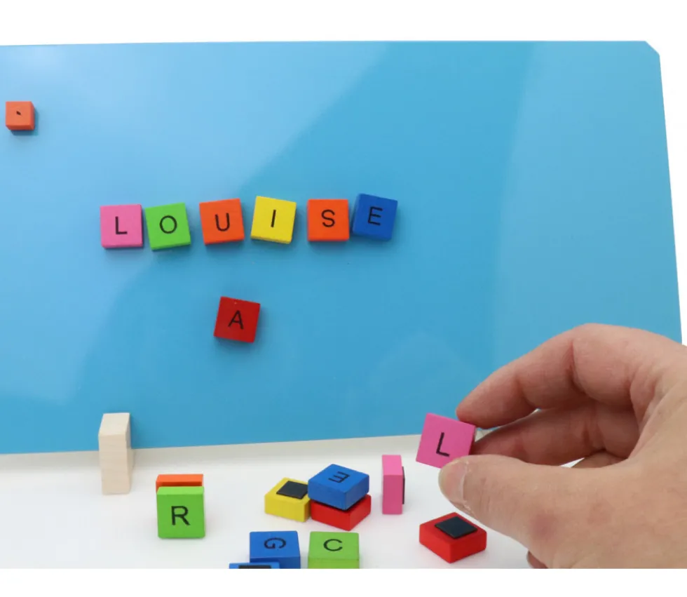 Tableau bois magnétique avec 69 jetons lettres bois aimantées