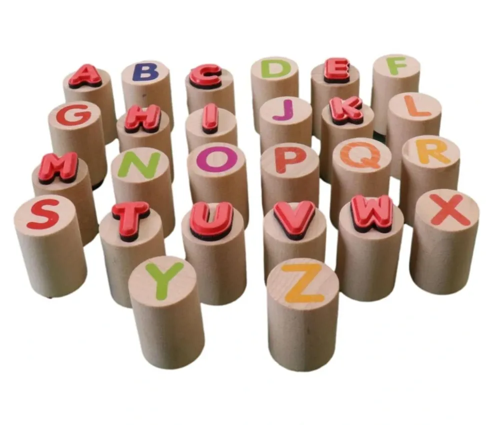 26 Tampons bois lettres alphabet 2 cm