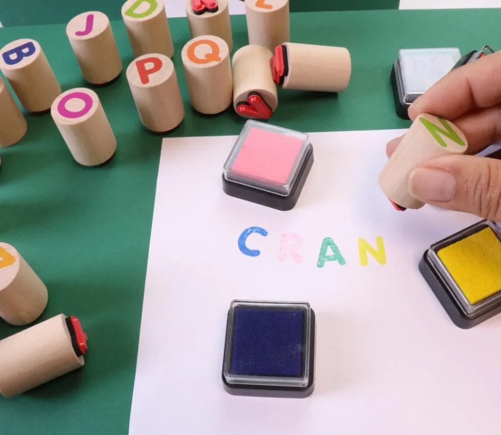 26 Tampons bois lettres alphabet 2 cm
