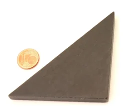 Triangle rectangle isocèle noir 96 x 66 x 8 mm en bois